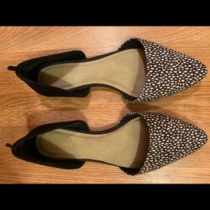 Women’s Old Navy Black and White Speckled Flats